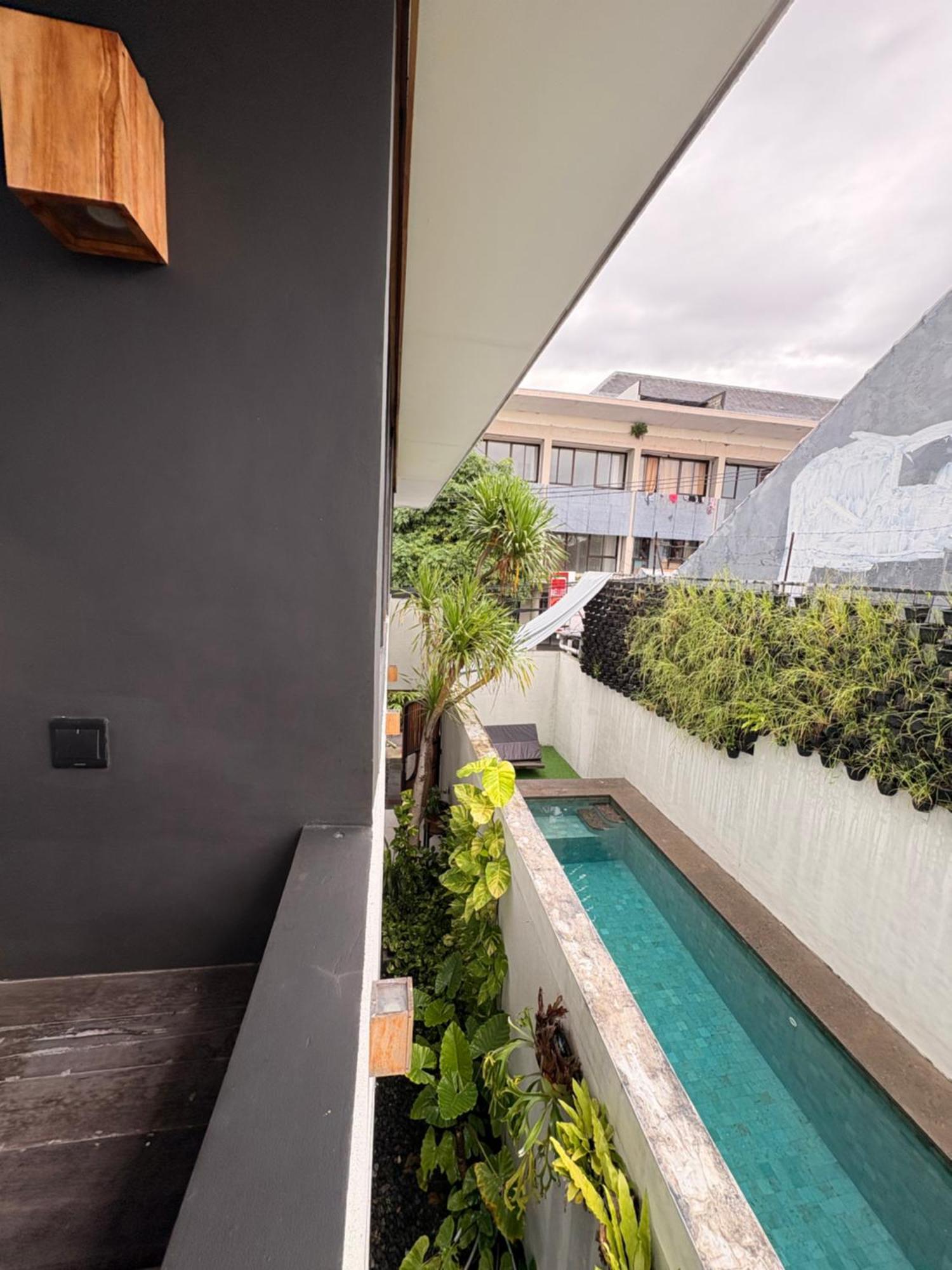 Town House Camy Apartemen